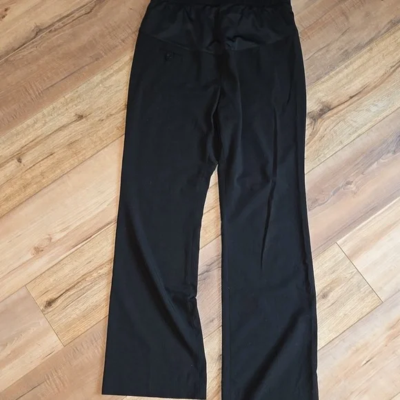 Maternity Pants Bundle Size Medium - Picture 5 of 16